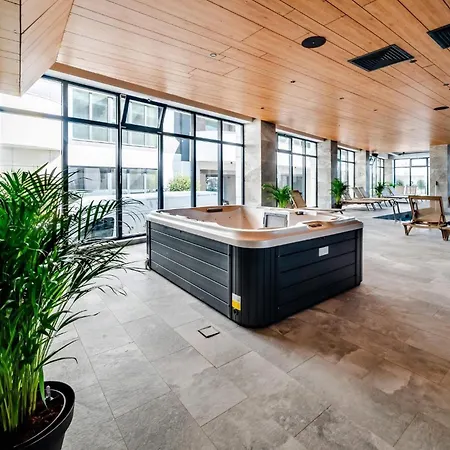 Japandi - Odyssey Pool & Apartamento