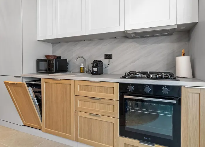 Japandi - Odyssey Pool & * Năvodari